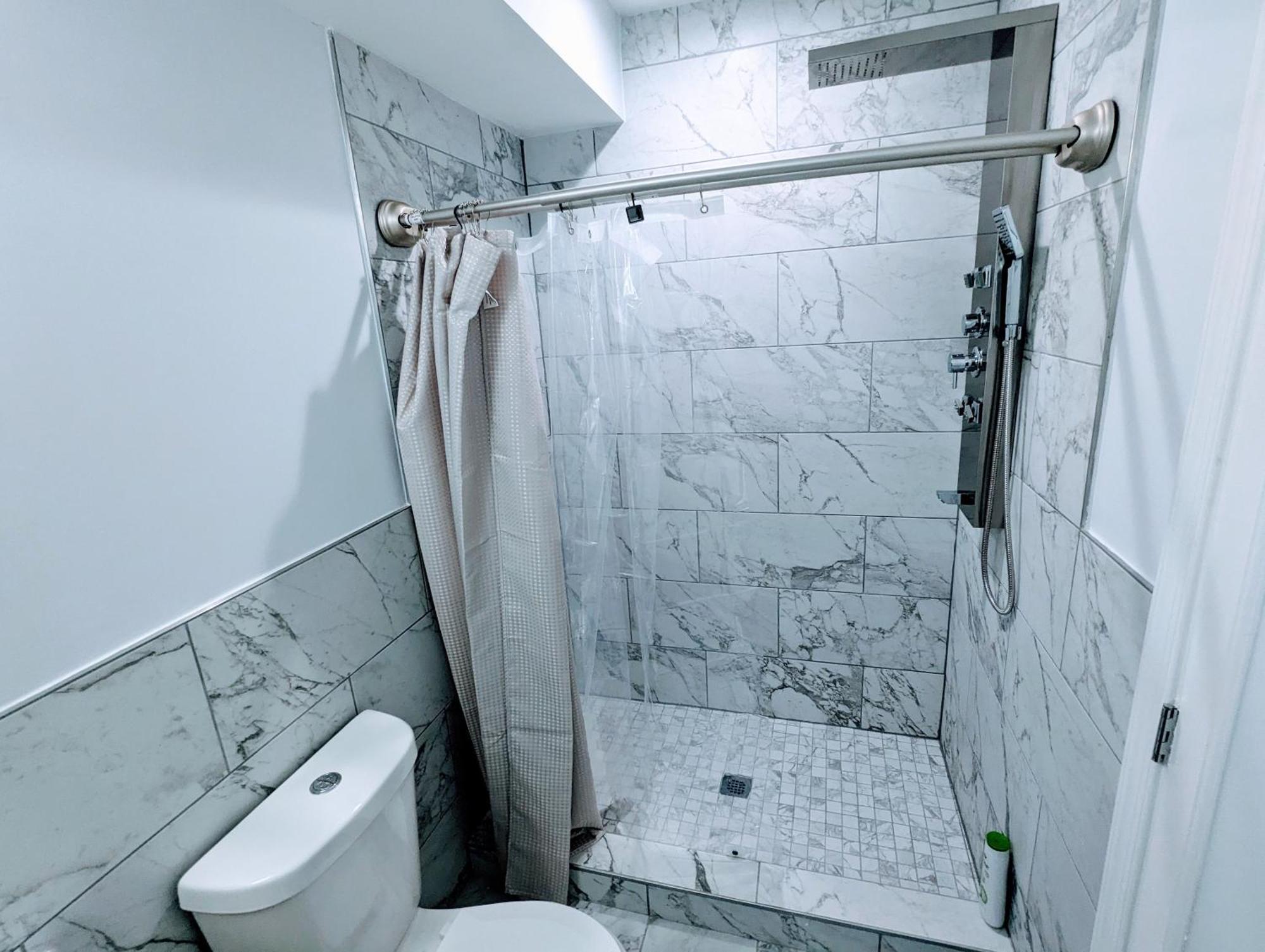 Luxurious 3 Bedroom Apt With A Beautiful Balcony Вашингтон Стая снимка